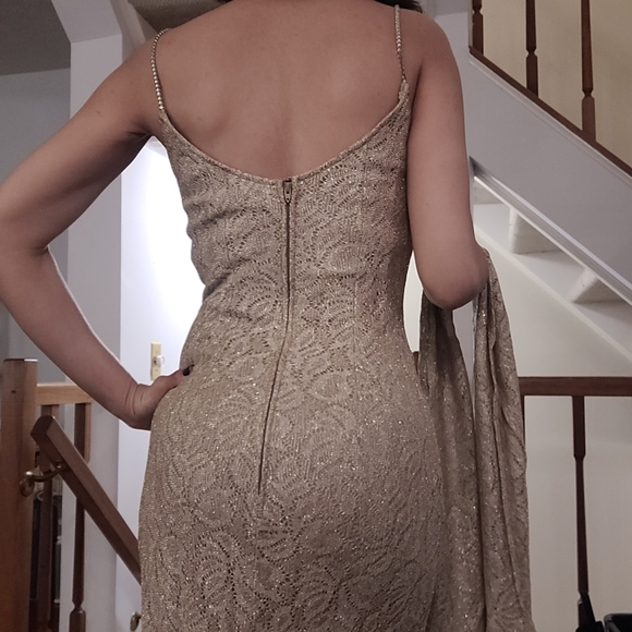 Knit Metallic Gold Gown w/ Matching Scarf - Picture 4 of 8